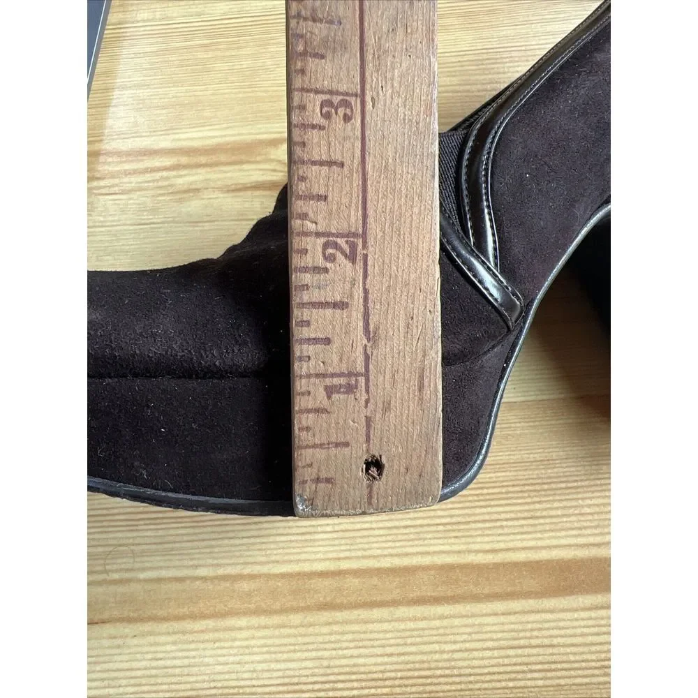 Stuart Weitzman Womens Suede Slip On Platform Closed Toe High Heels Brown Size 7
